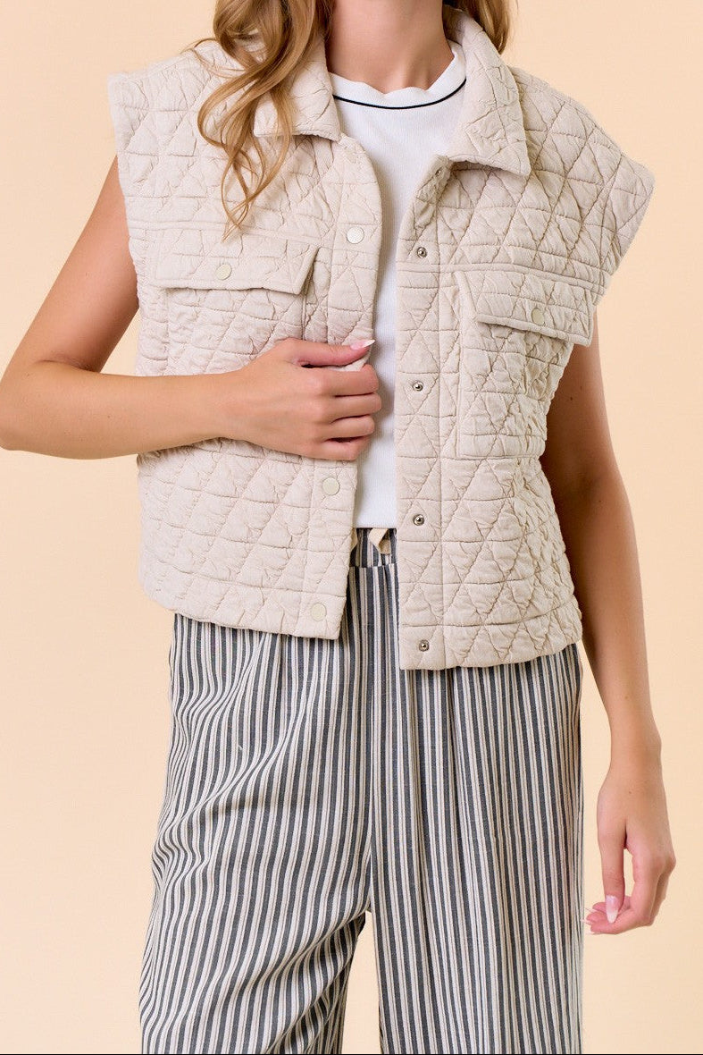 Oat Quilted Point Collar Flap Patched Pocket Vest