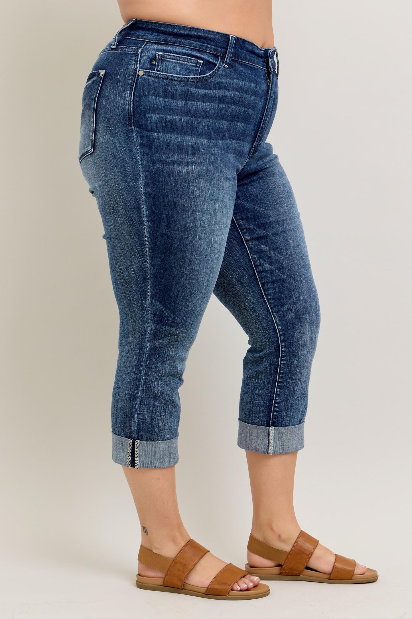 Judy Blue Dark Cuffed Capri