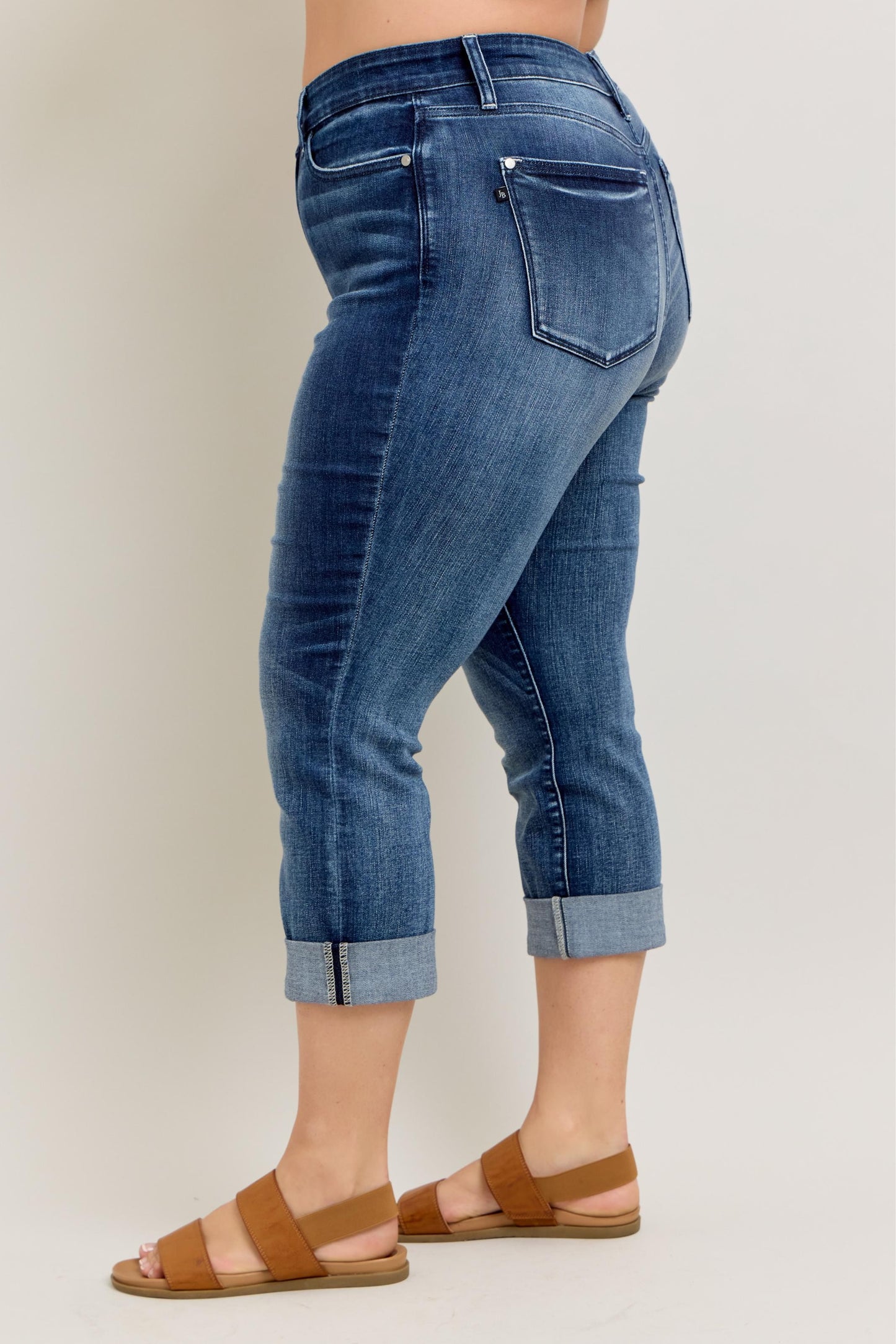 Judy Blue Dark Cuffed Capri