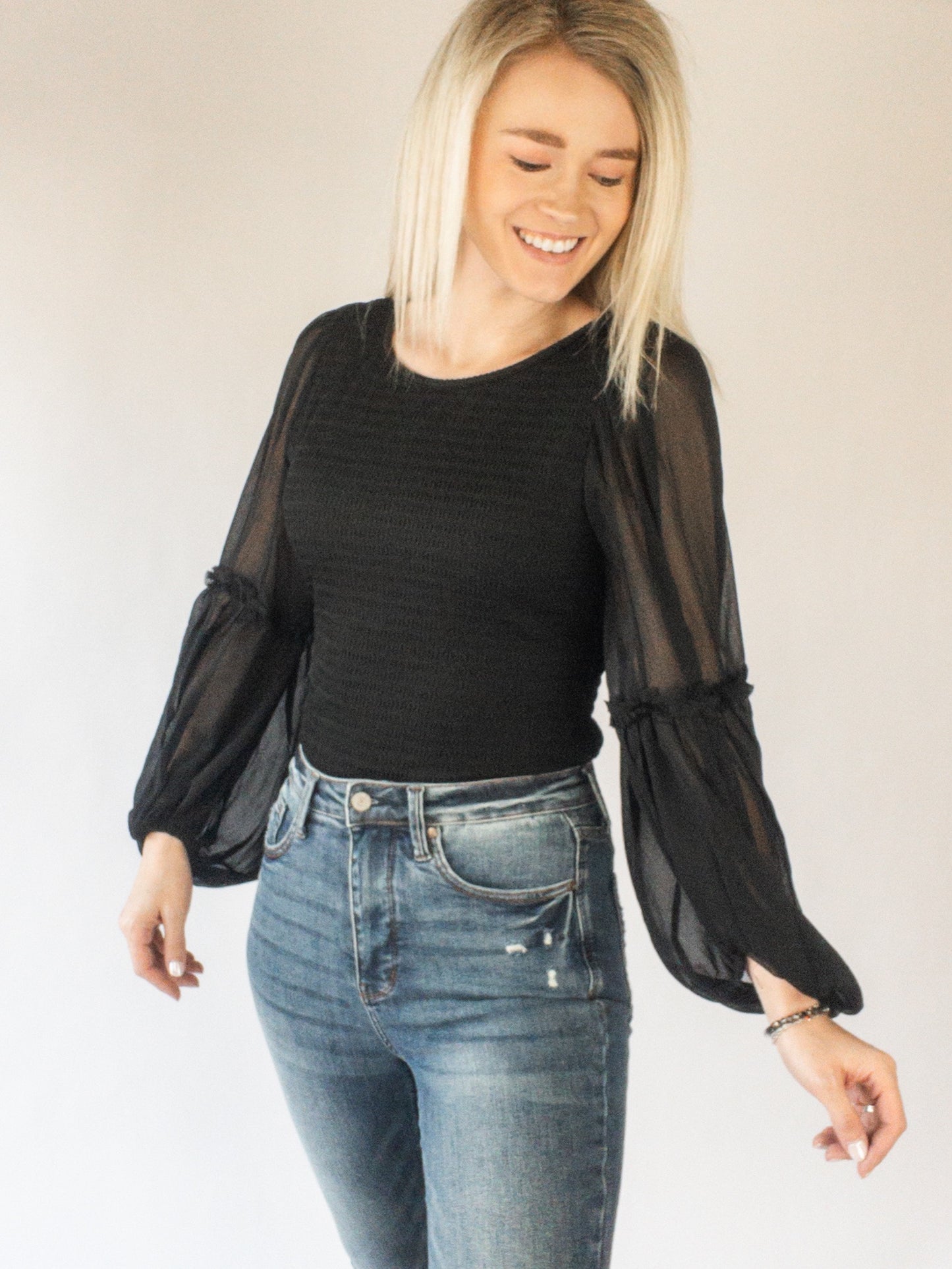 Black Bubble Sleeve Top