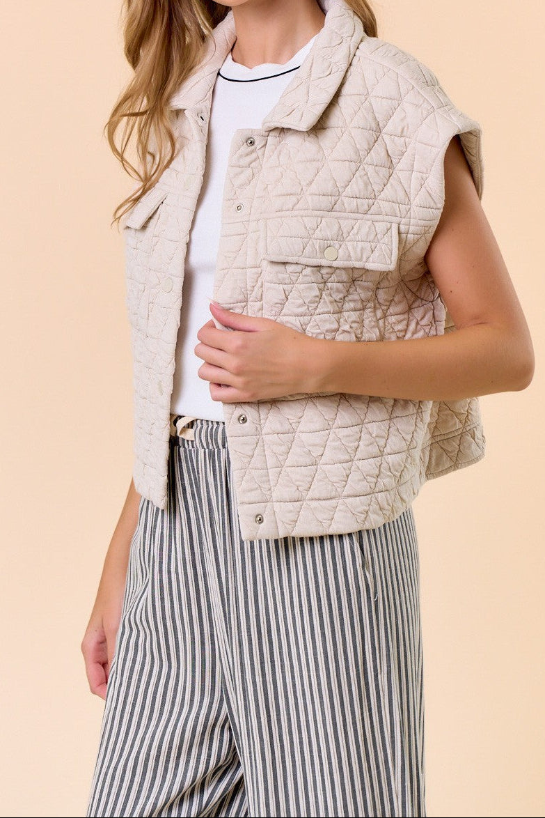 Oat Quilted Point Collar Flap Patched Pocket Vest