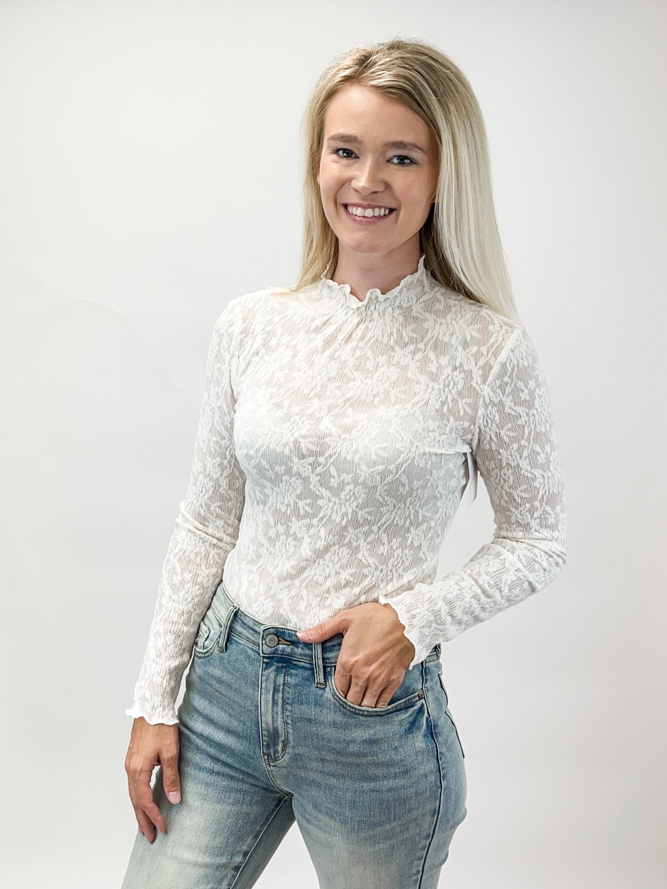 Lacey Layer Top - Ivory – Simply Boutique