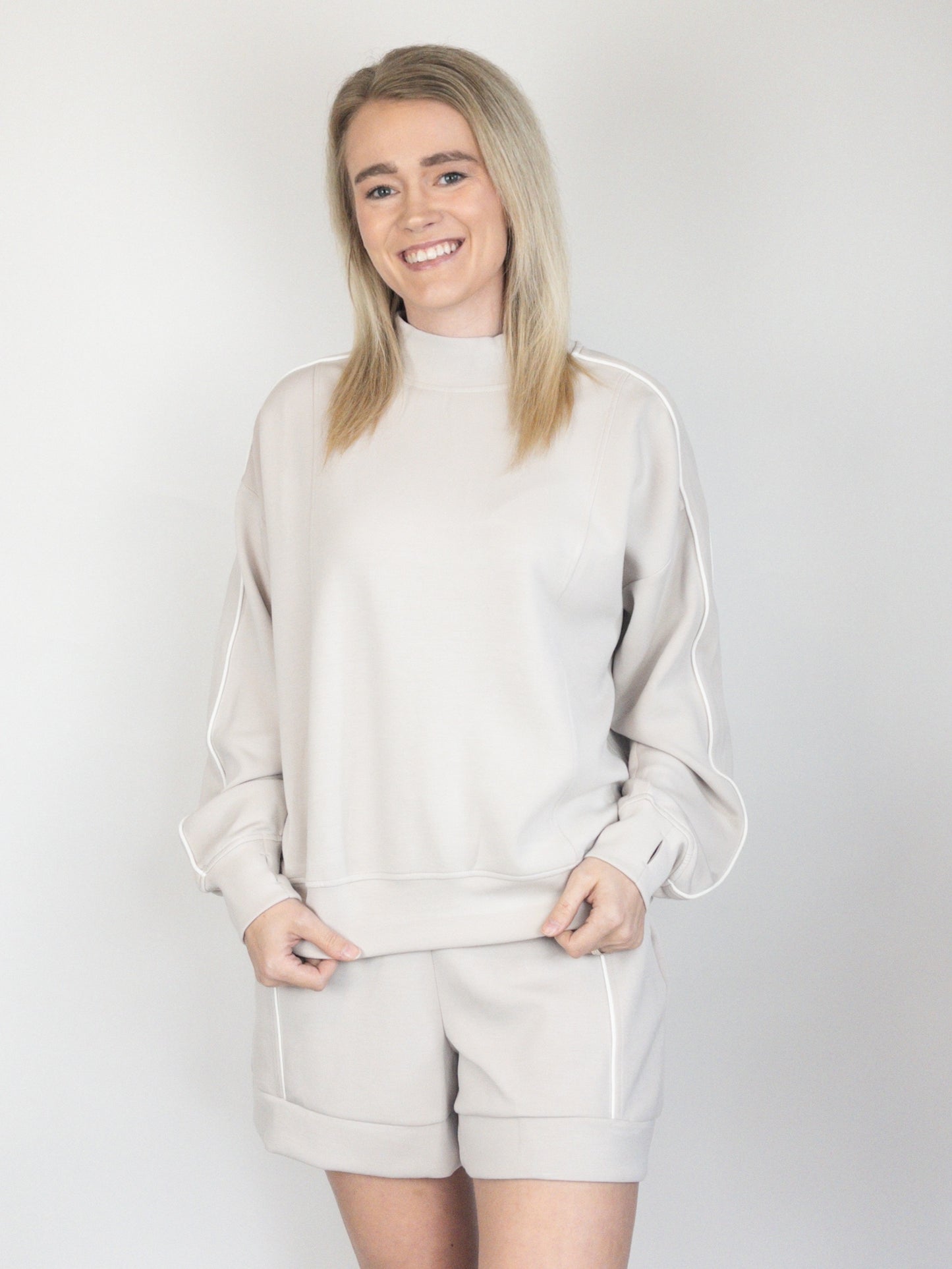 Mocha Cream Piped Pullover