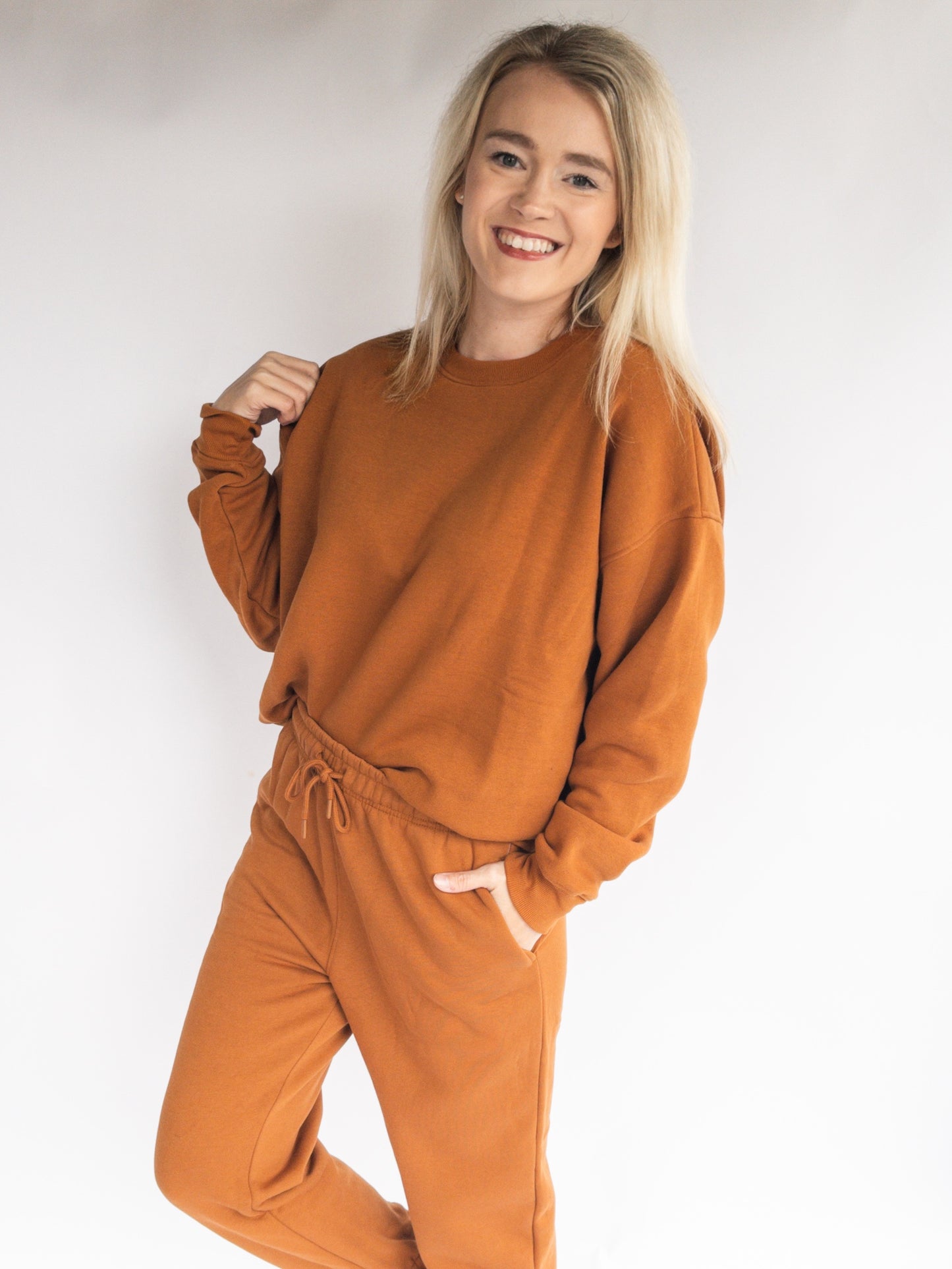 Orange fleece comfy oversized crewneck sweatshirt