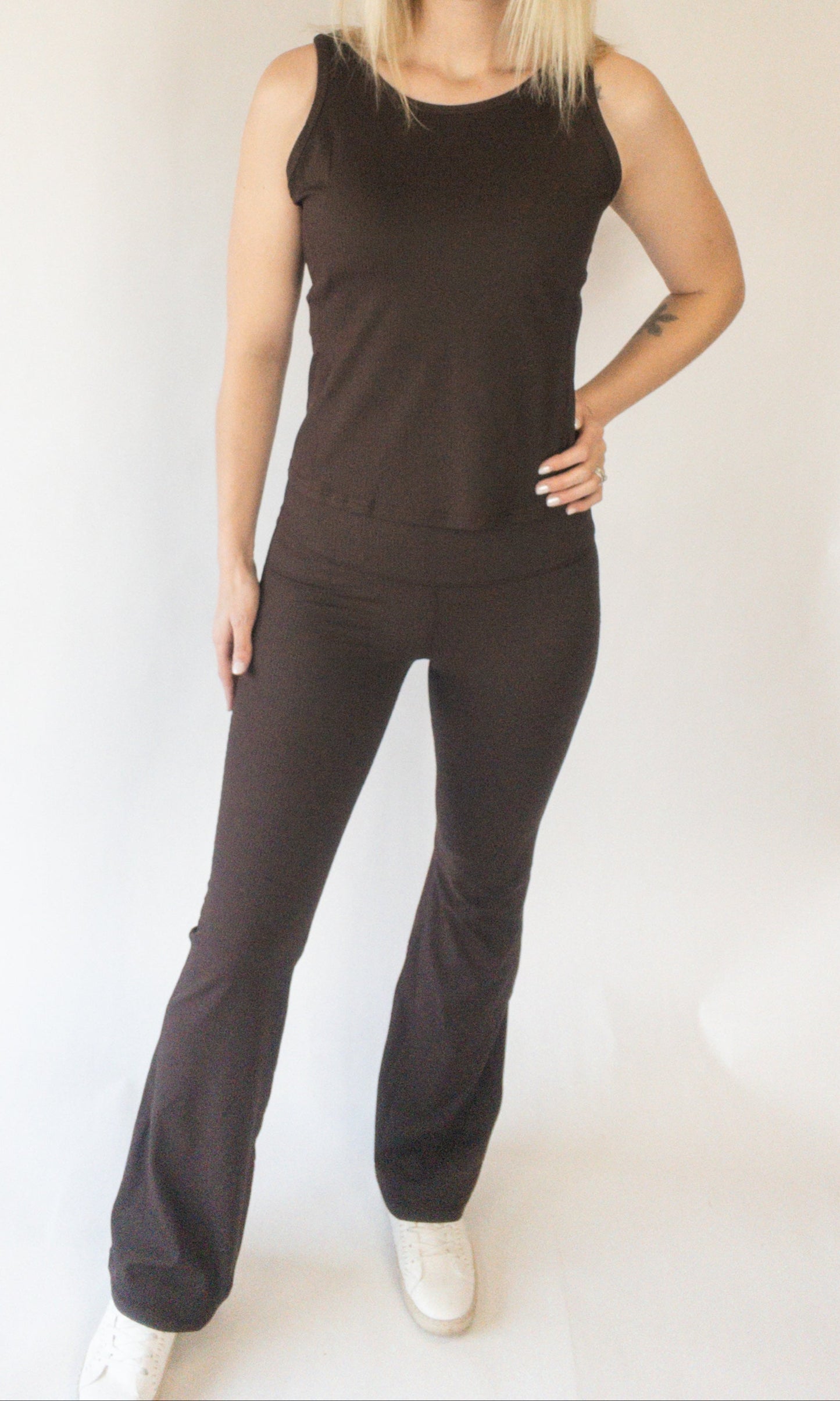 Sporty Ribbed Set - Brown