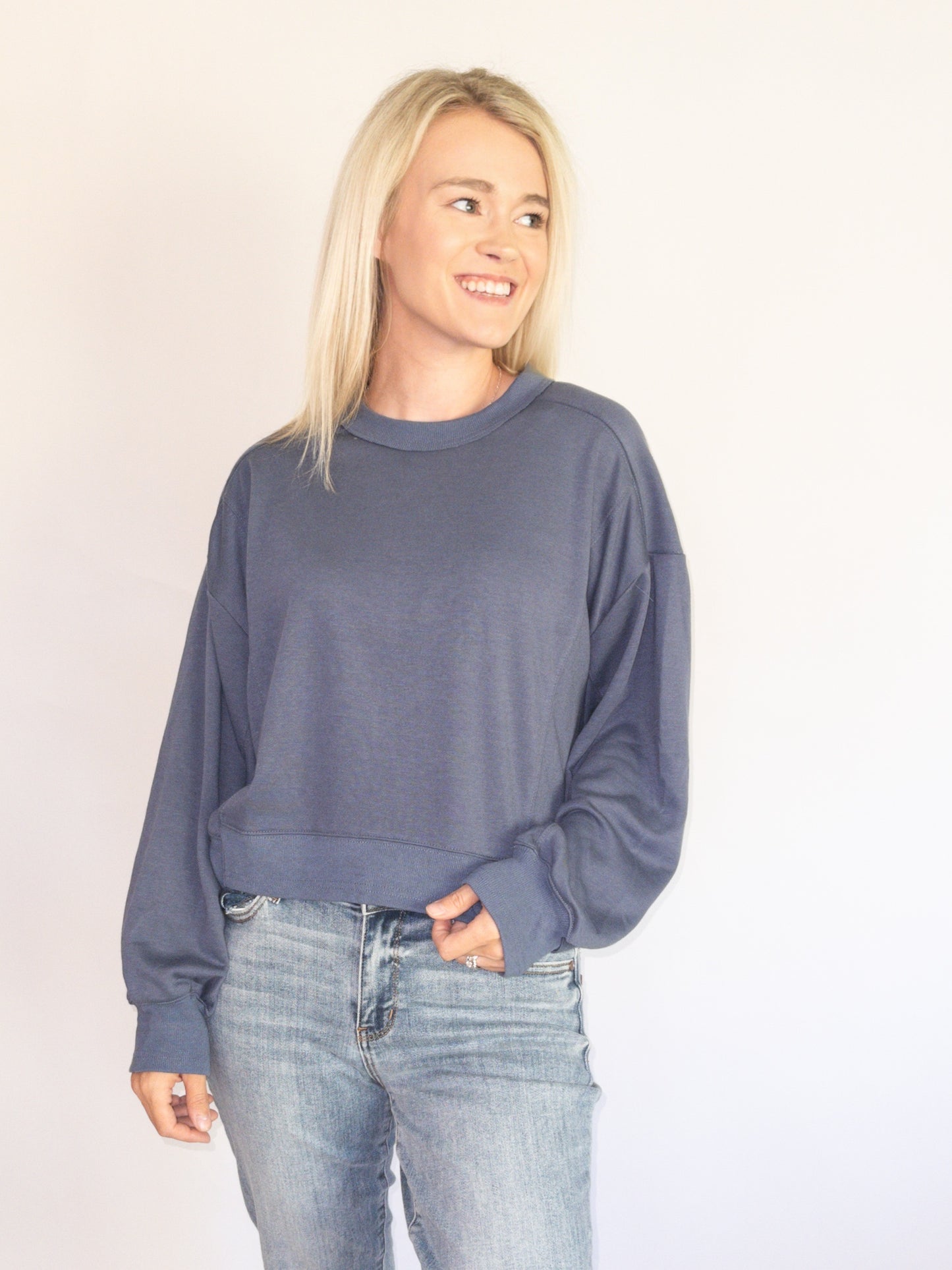 Chill Day Sweatshirt - Navy