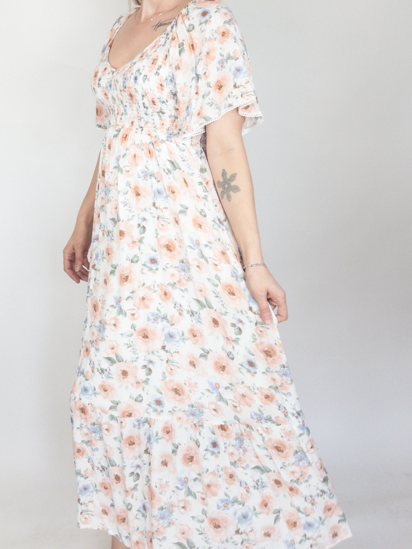 Blossom Breeze Floral Maxi Dress