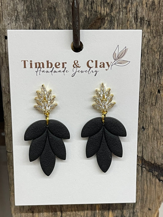 T & C Glam Earrings