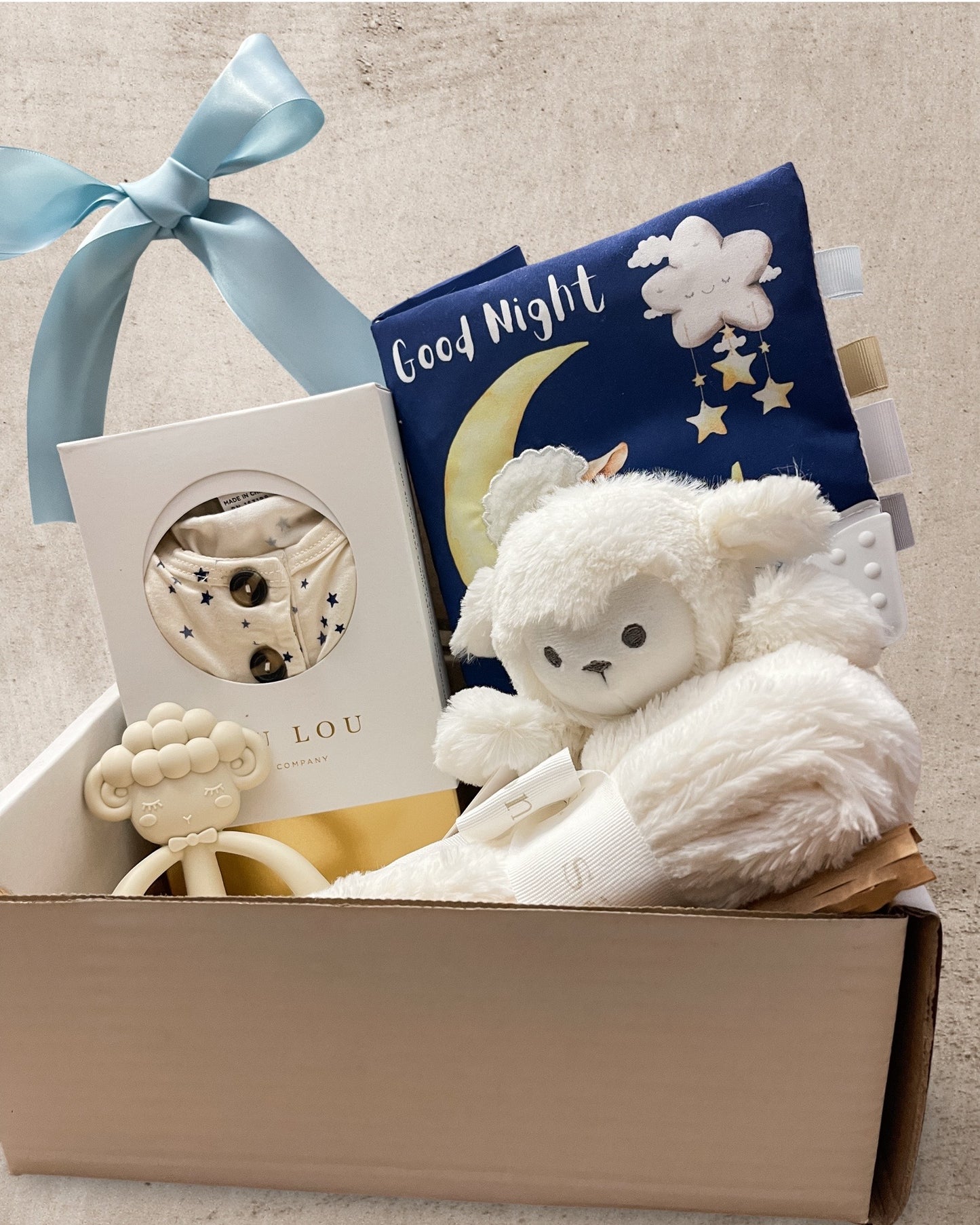 Snuggle Lamb Twinkle Baby Boy 6-12M Gift Set