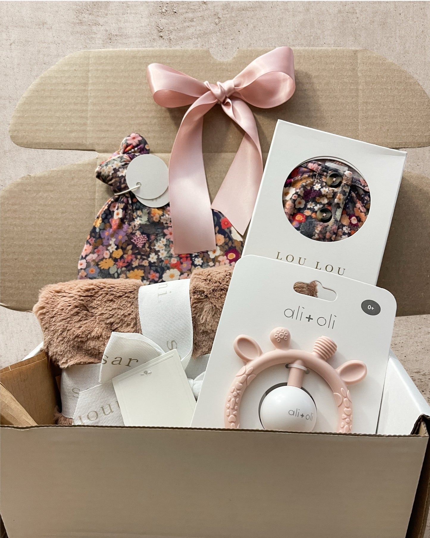 Sweet Beginnings Baby Newborn Girl Gift Set